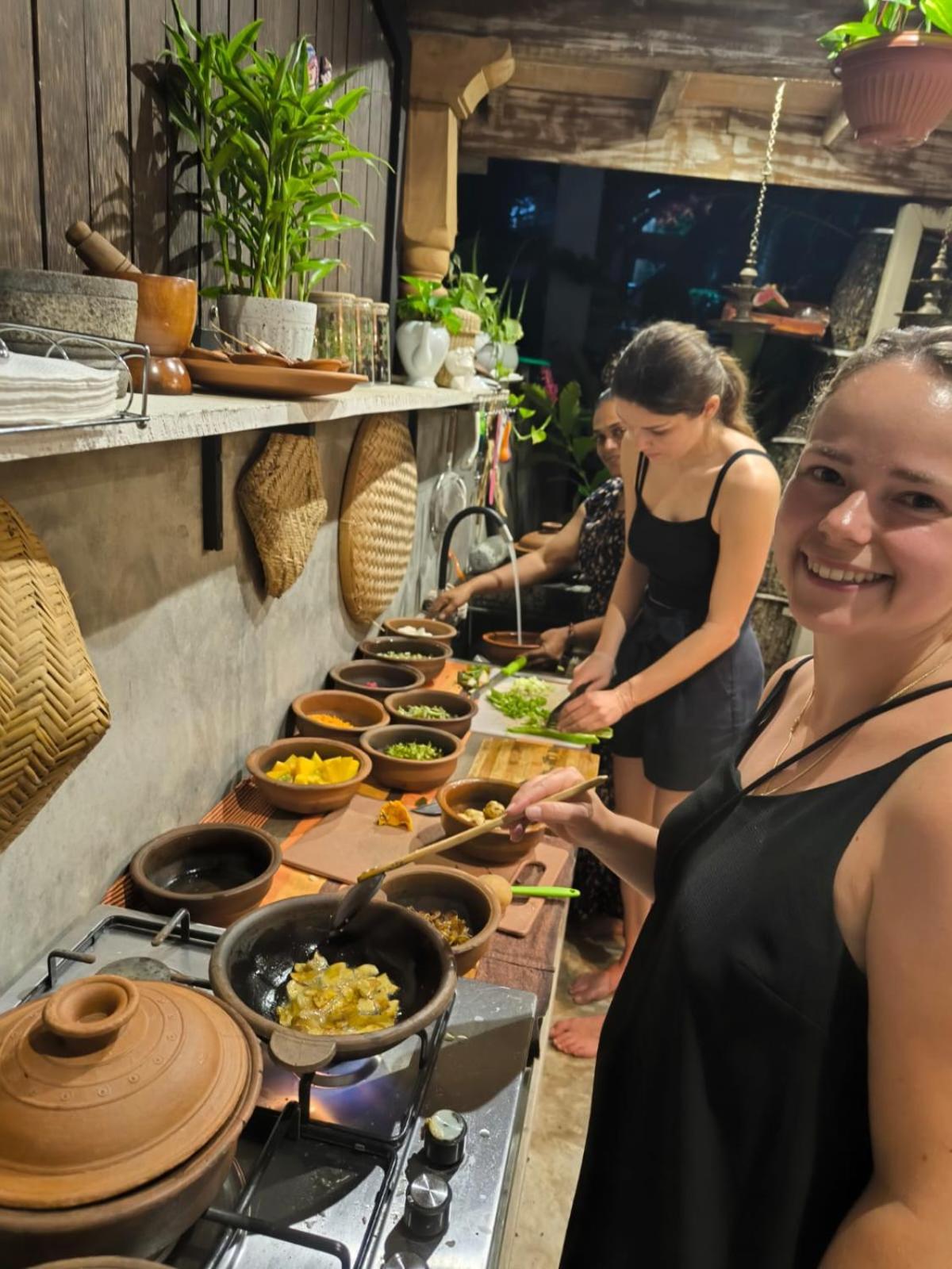 Villa Aroshina With Cooking Class Galle Exterior foto